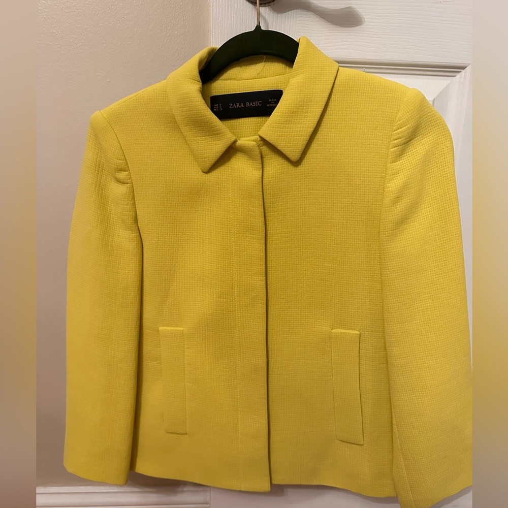 Zara Basic Snap Button Yellow Blazer Size Small